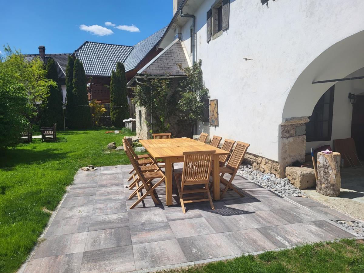 Baroque Villa Near Bled - Resort Vidmar ليسْتْسي المظهر الخارجي الصورة